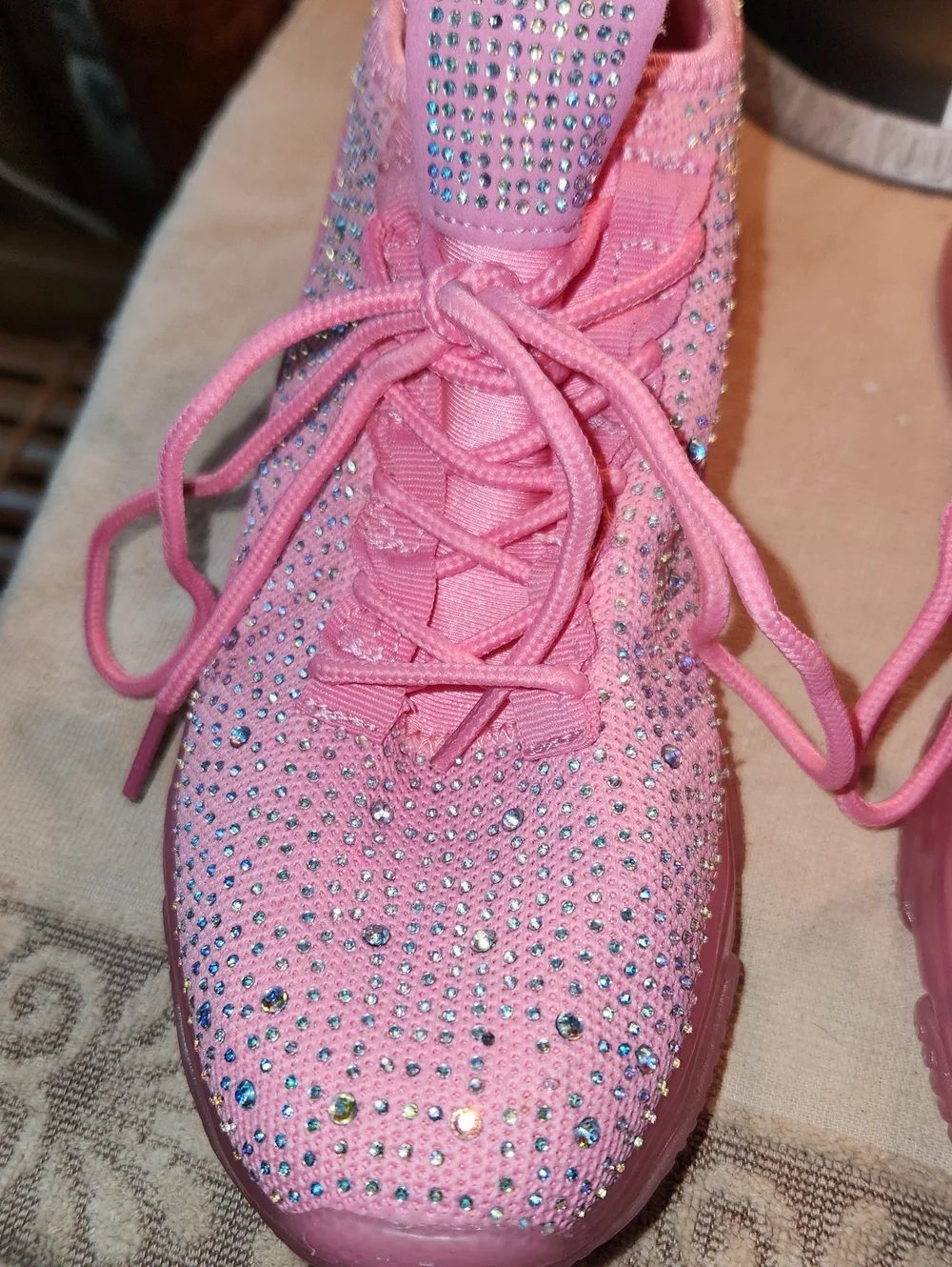 Belos Memory Foam Twnnis Shoes